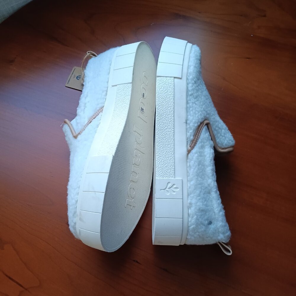 Women's Sherpa Slip-on Shoes by Steve Madden Cool Planet - Picture 5 of 9